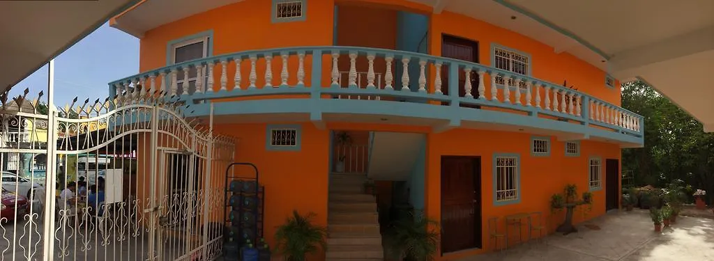 Apartmán Roberto Playa del Carmen 0*,